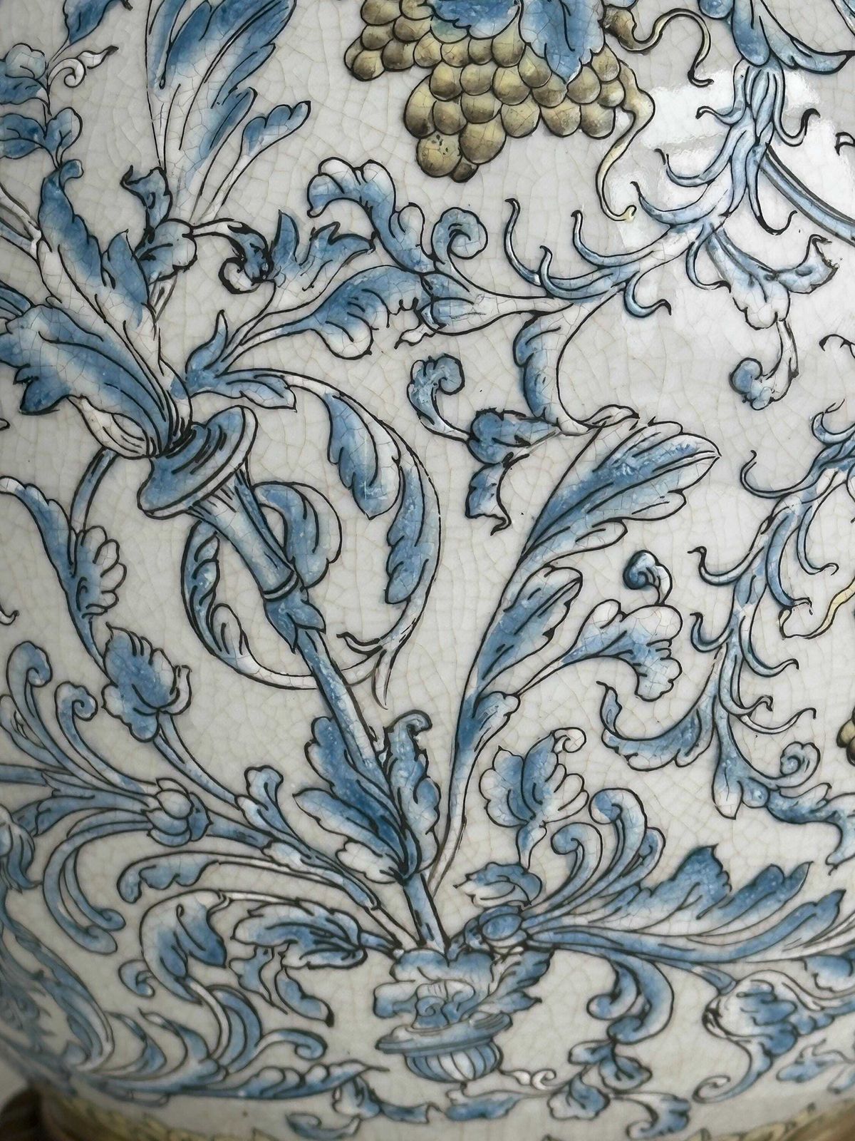 Large Porcelain Pot With Metal Lid, Blue And White Floral Decoration, Handmade Decoration, Imposing Decorative Element, Antique Decoration photo Home Decor