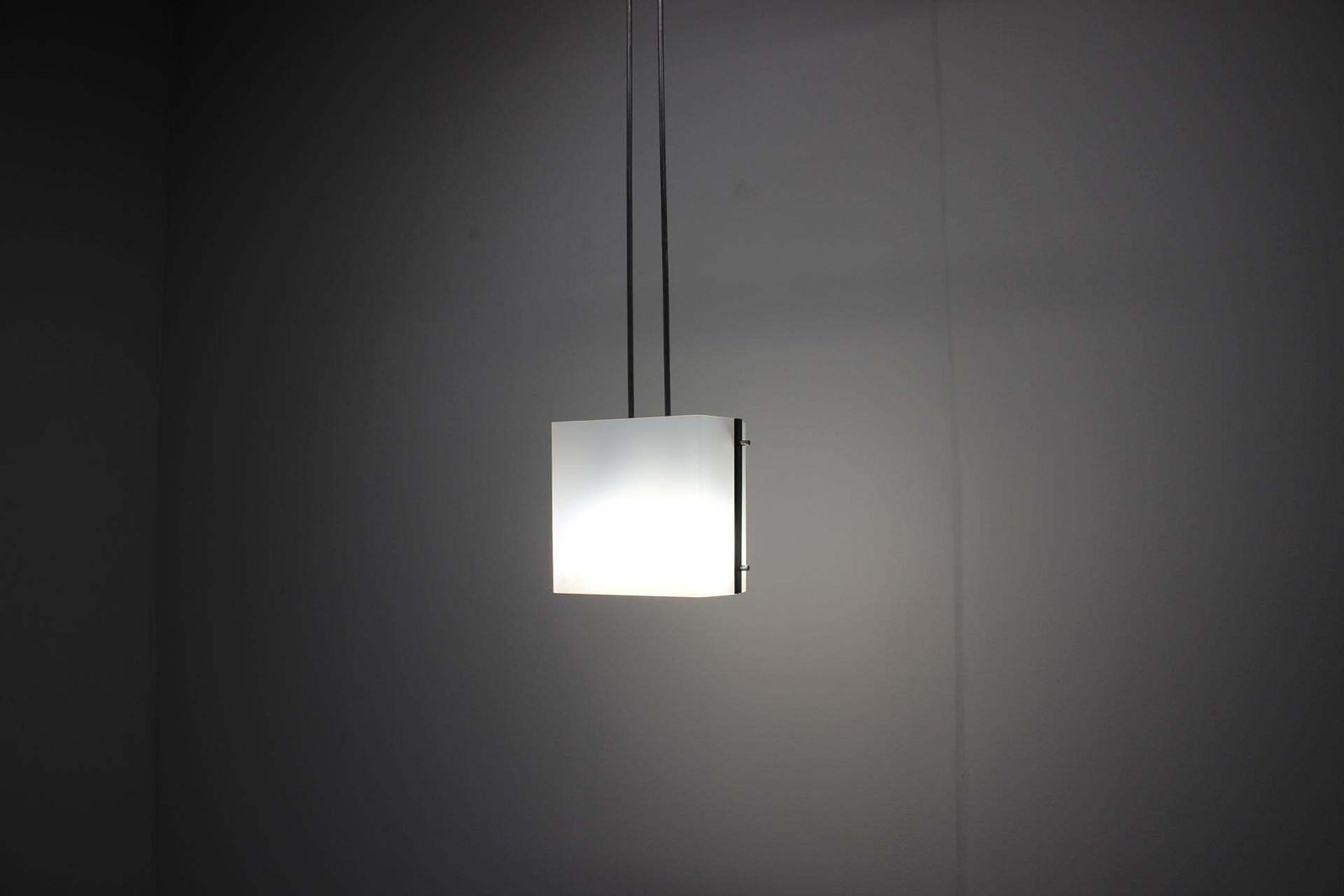 photo for sale Mid Century Geometrische Hanglamp Van Lidokov, Jaren 1970, Tsjecho Slowakije