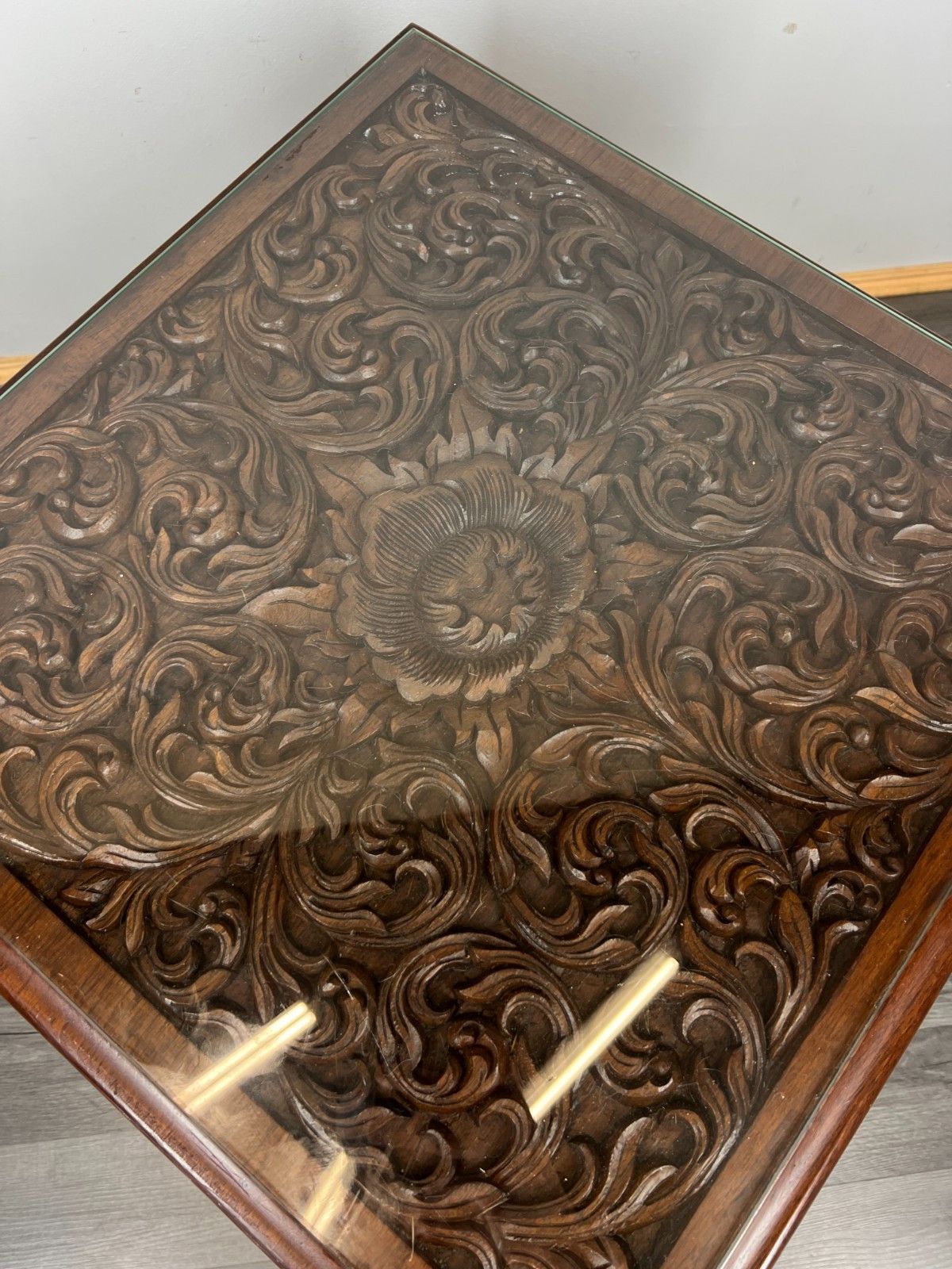 photo furniture Plant Stand Coffee Table Chinese Mahogany Hand Carved Design Glass Top Lot 4327