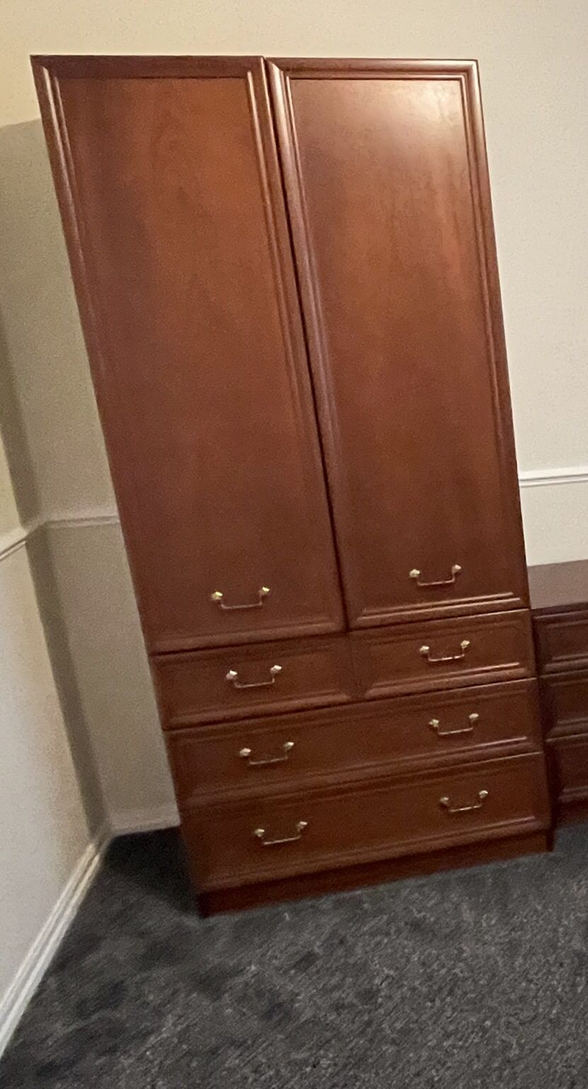 G Plan Bedroom Furniture   Wardrobe & Drawers