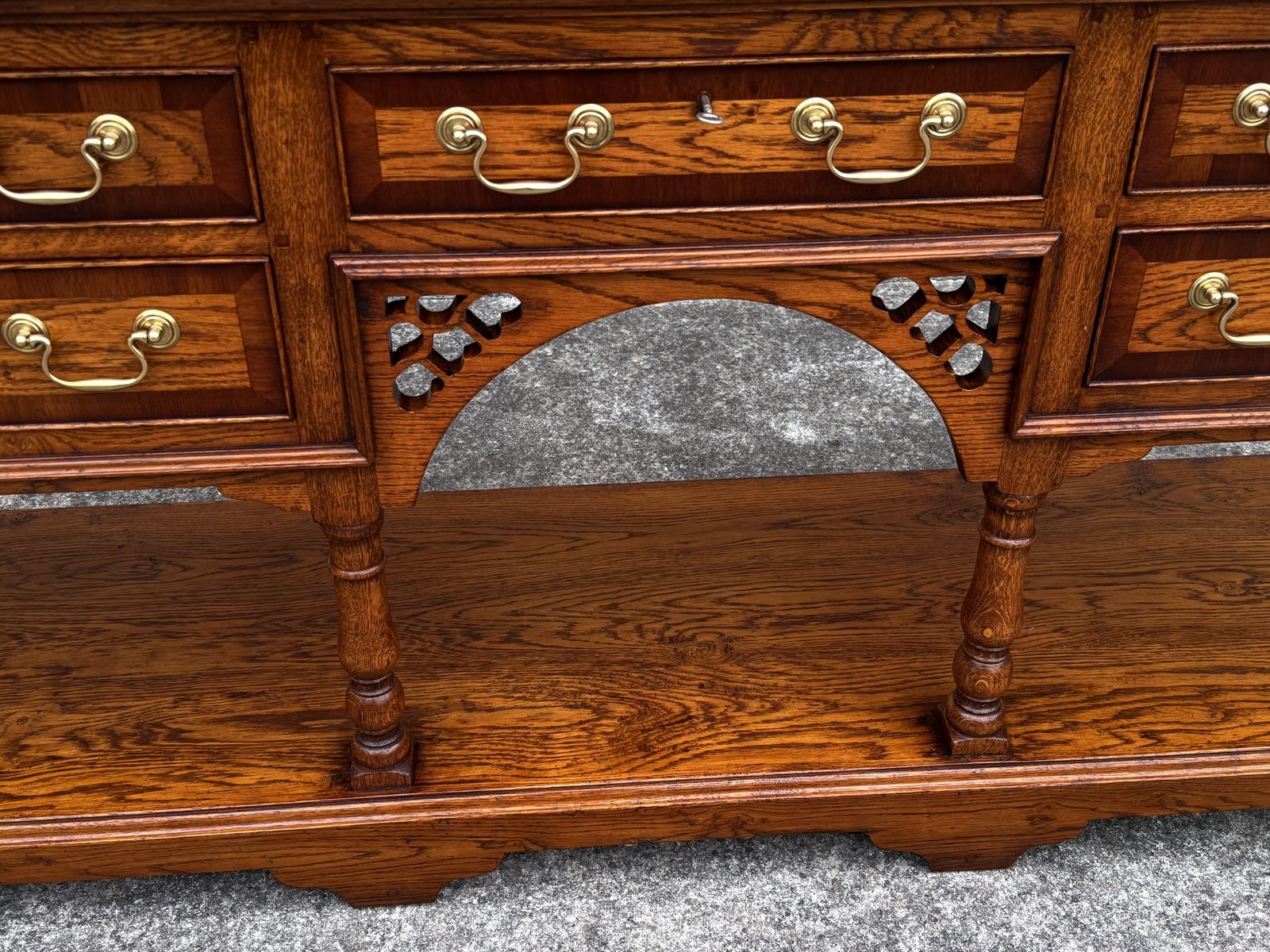 A Titchmarsh And Goodwin Style Solid Oak Sideboard Dresser Base Hall Lamp Table photo vintage