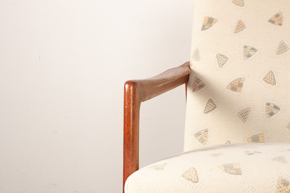Paire de fauteuils scandinaves en teck et tissu neuf, 1960. photo 2200.0