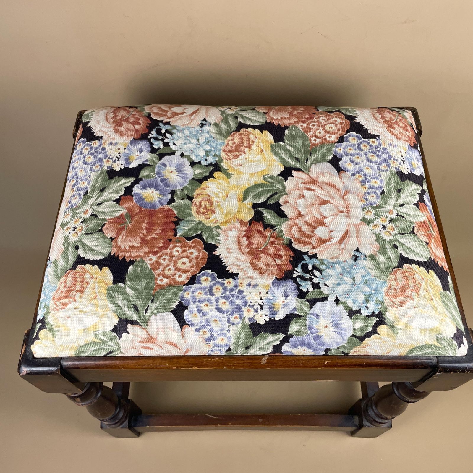 Vintage Tapestry Footstool Floral Printed Pattern Upholstery Wooden Frame Cottage Style Country Home Decorative Farmhouse Accent Furniture photo buy