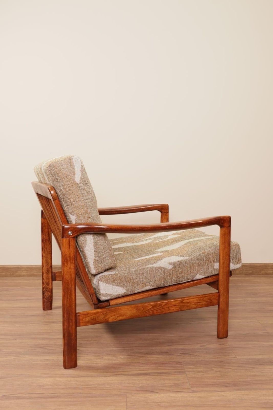 Vintage Armchair With Cushions Designed By Zenon Bączyk, Poland 1960s, Fully Refurbished photo furniture