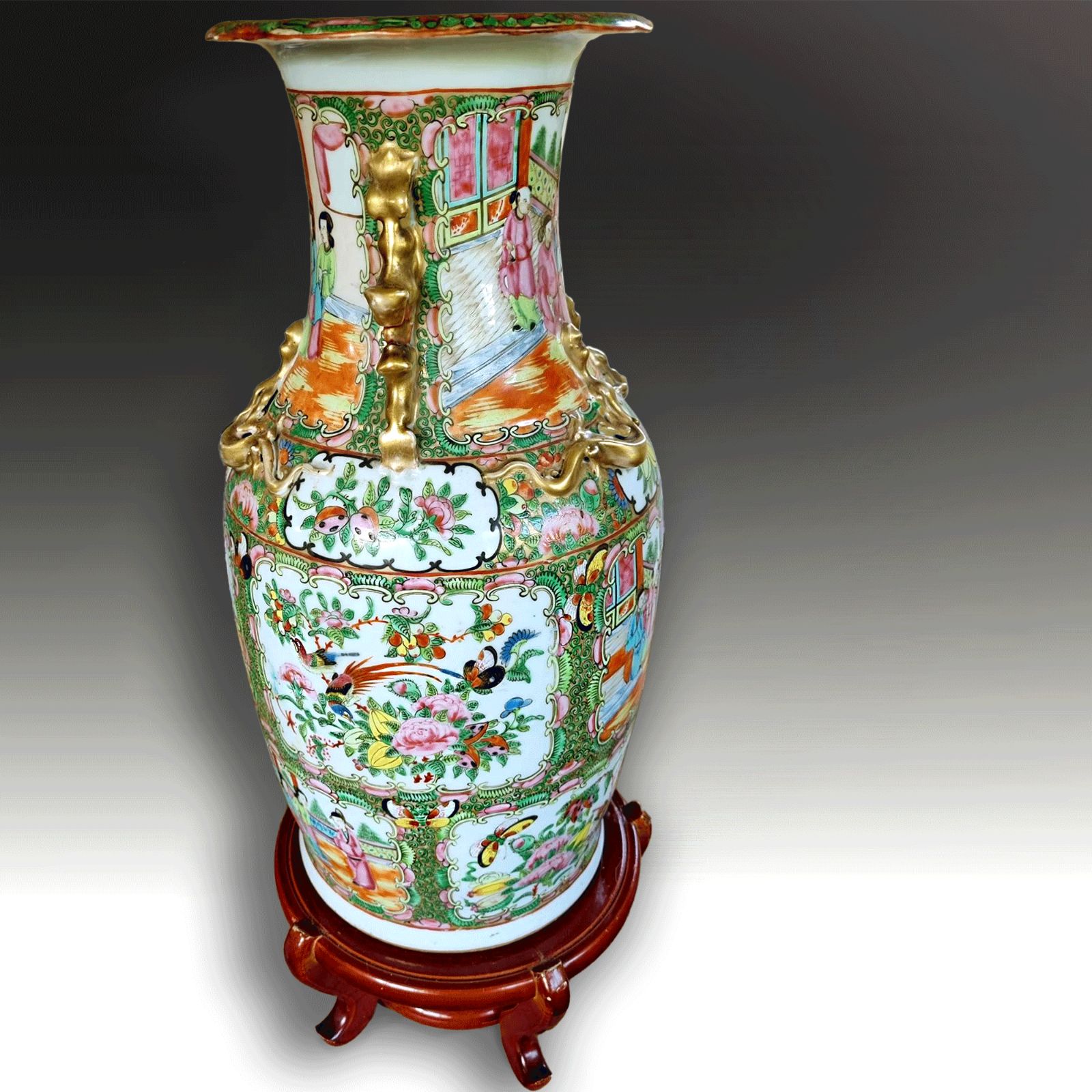Antique Chinese "Rose Medallion" V. Large Vase Mid 19th Century Superb Quality