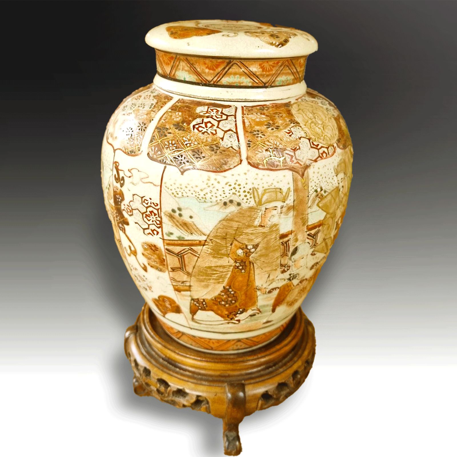 Satsuma Lidded Vase On Matching Stand Meiji Period  Beautiful Decoration photo 295.0