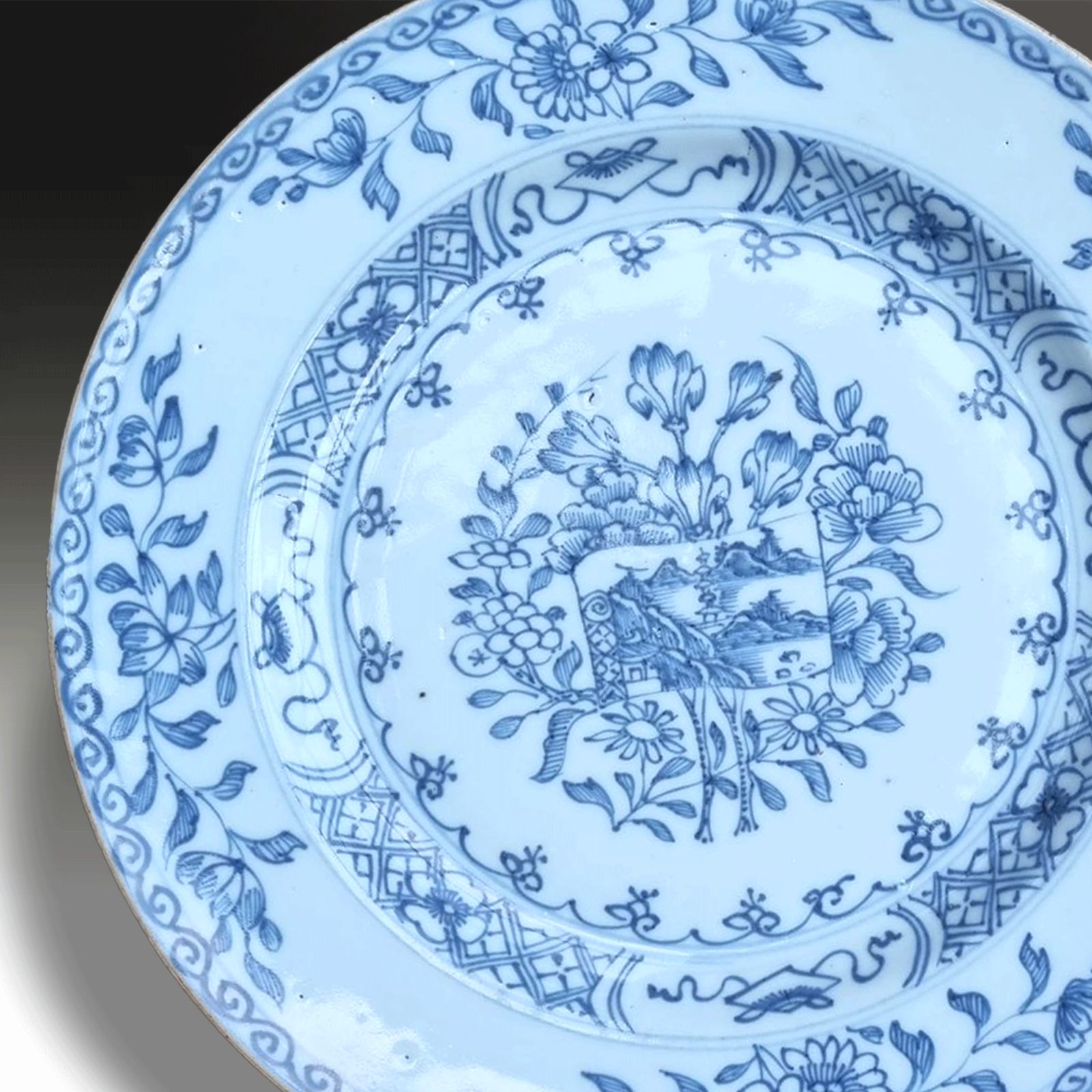 Chinese Yongzheng Period (1723 1735) Underglaze Cobalt Blue And White Dish 23cm photo furniture