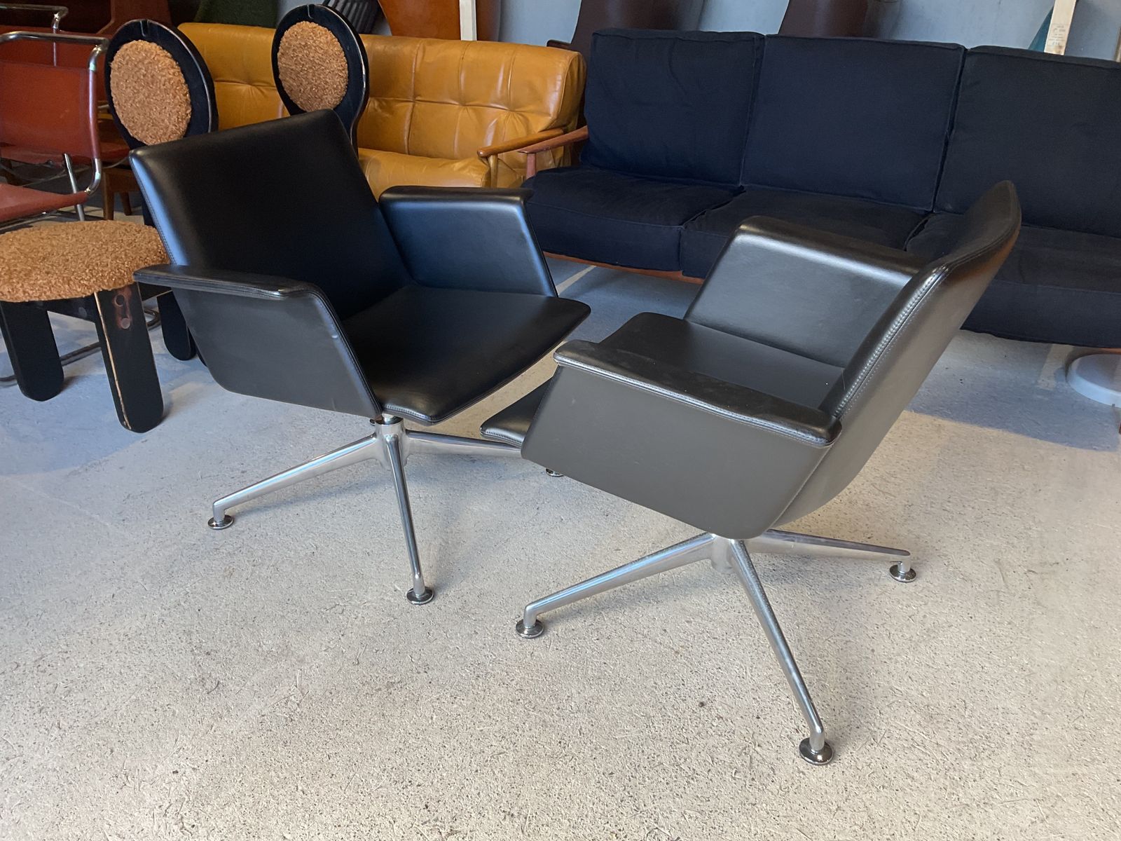 Furniture Knoll, Bauhaus Style Armchairs Designed By Brunner , 2013, Set Of 2 photo