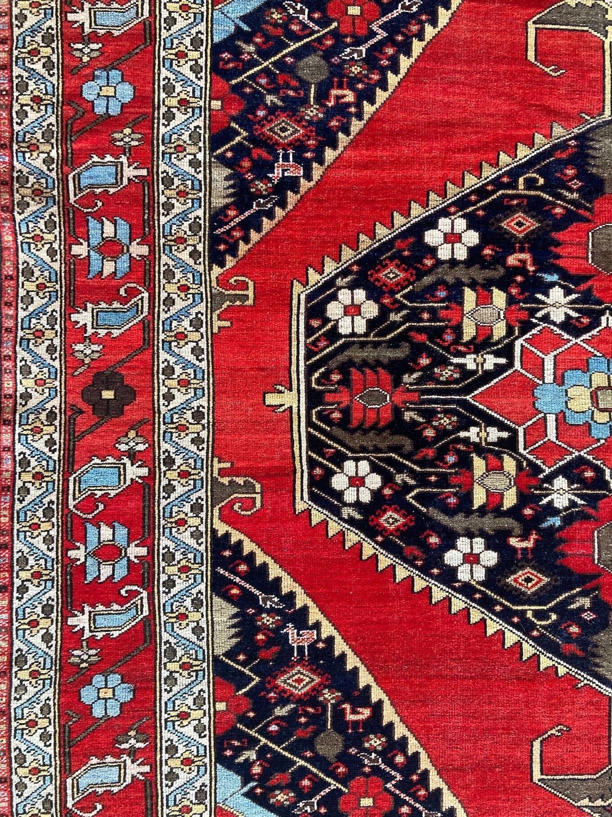 photo vintage Antique Mazlagan Rug 1.87m X 1.41m