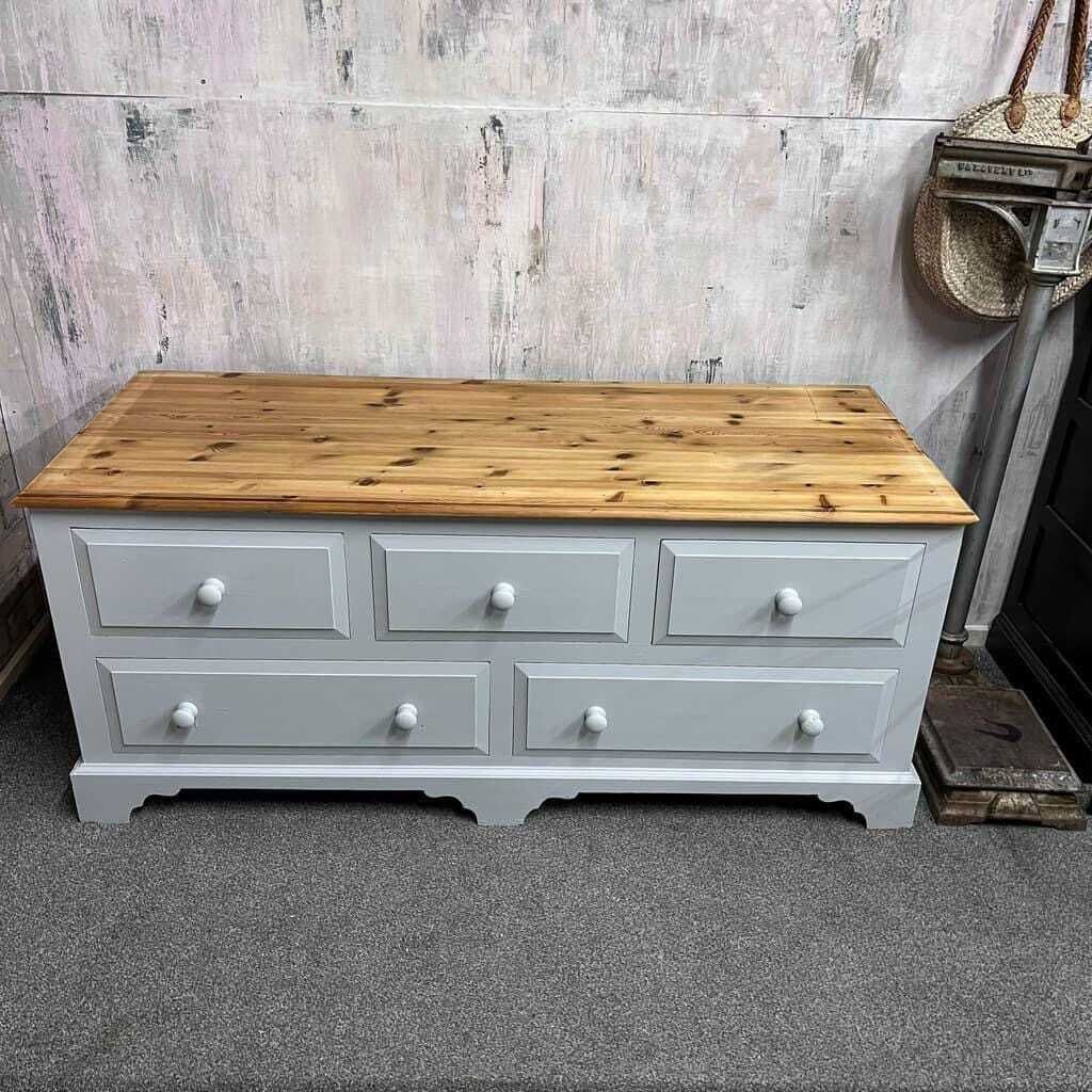 Modern Painted Long Pine Sideboard 5 Drawers Pale Grey Sanded Top Knob Handles photo 165.0