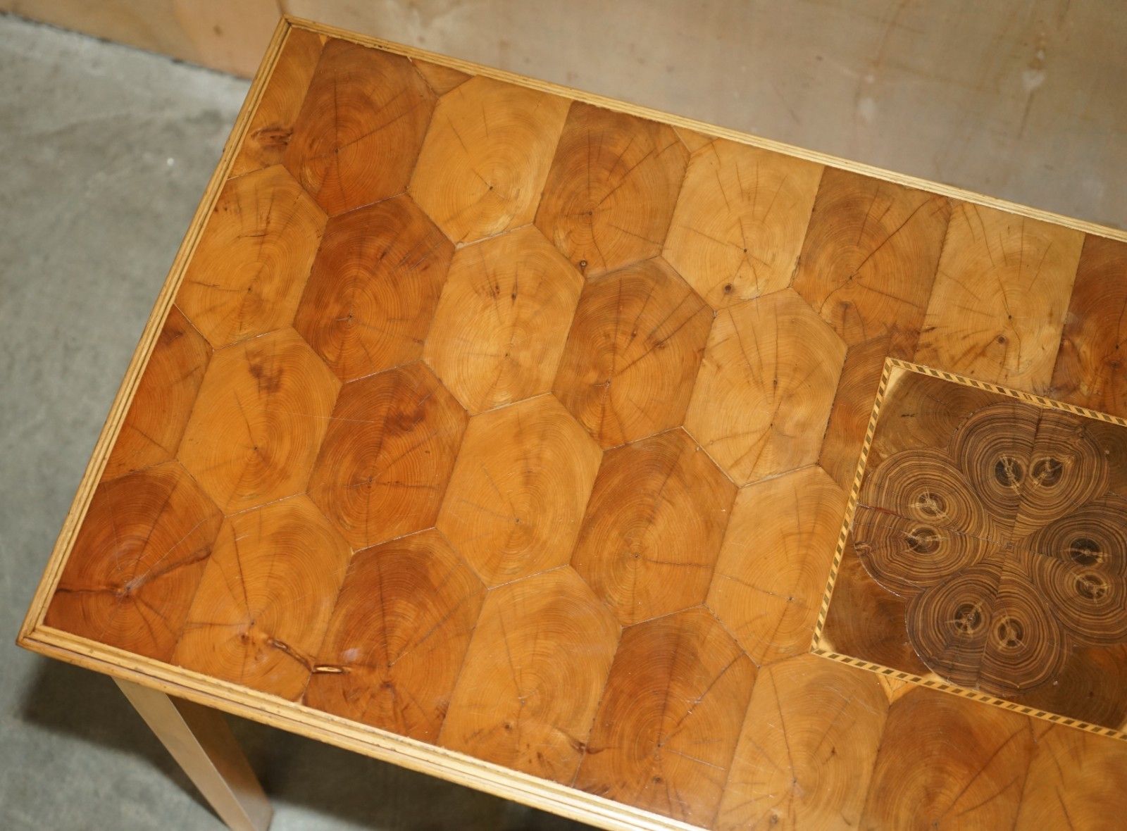 Exquisite Super Decorative Circa 1920's Oyster Laburnum Wood Console Table photo vinterior
