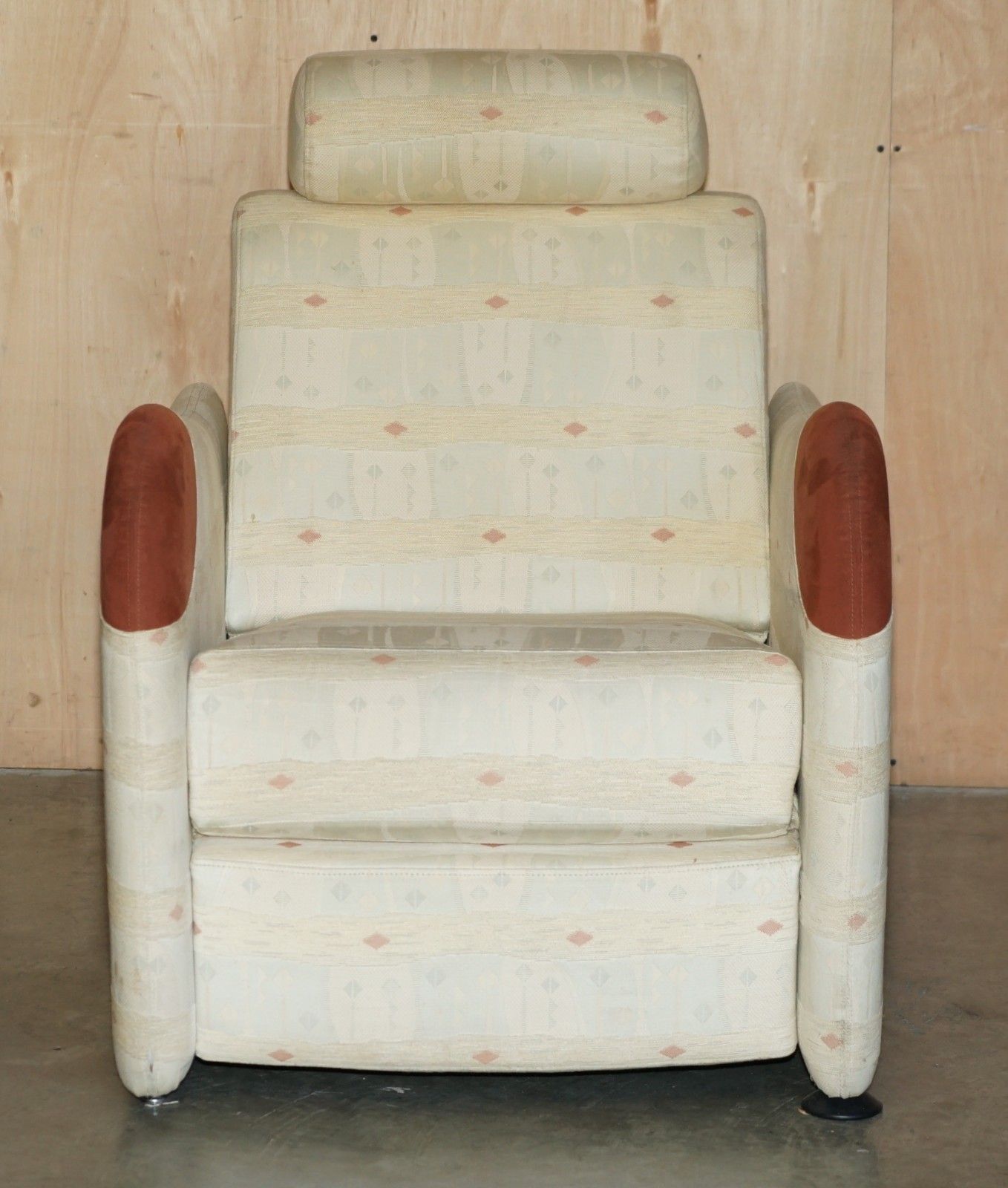 Super Comfortable Ligne Roset Modernist French Petite Sieste Recliner Armchair photo for sale