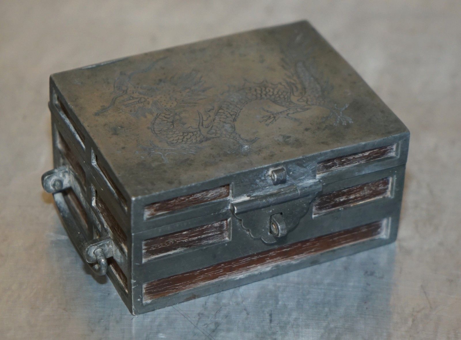 Antique Circa 1920 Chinese Kut Hing Pewter & Wood Carved Dragon Jewellery Box photo for sale