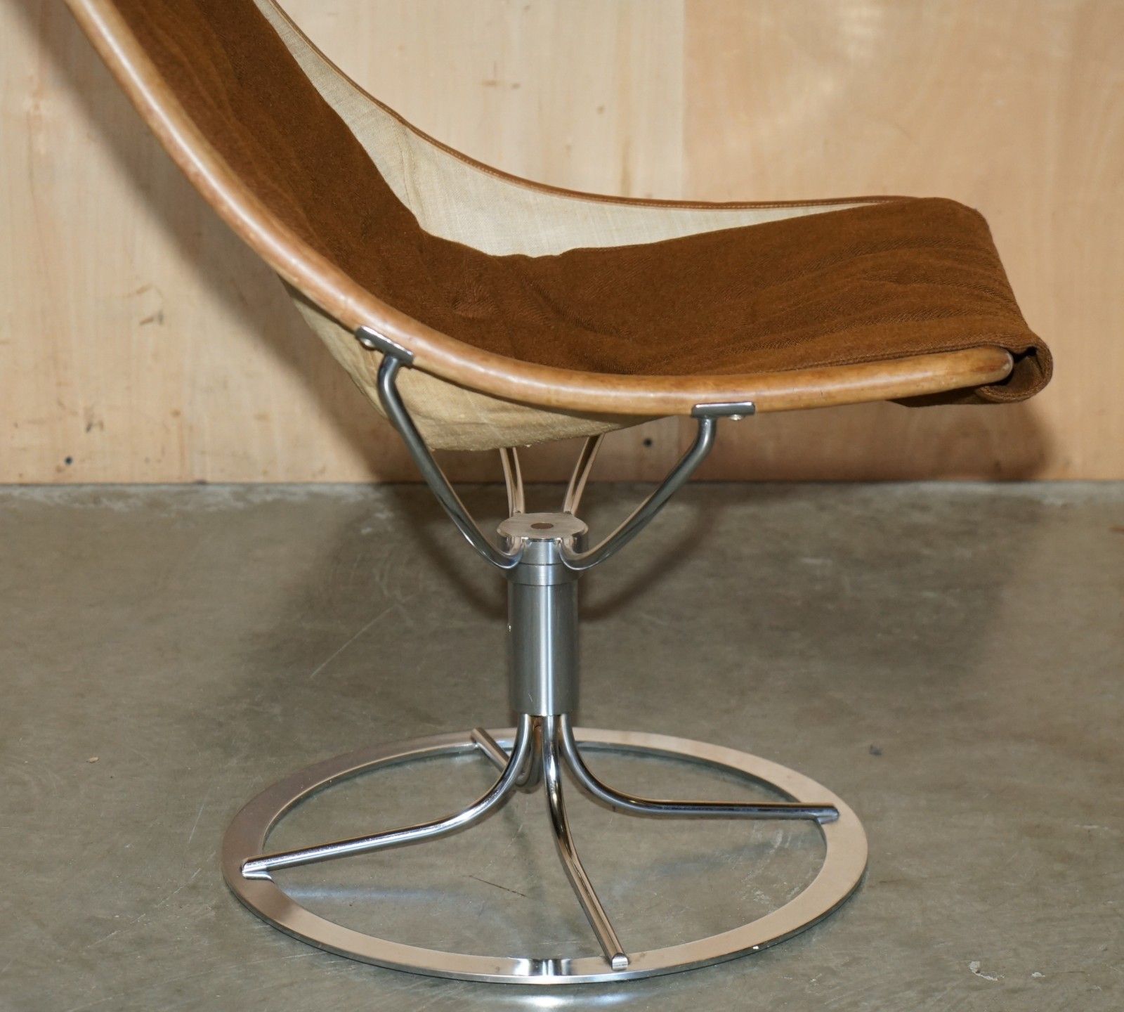 Furniture Bruno Mathsson Swedish Mid Century 1907 1988 Jetson Swivel Armchair For Dux photo