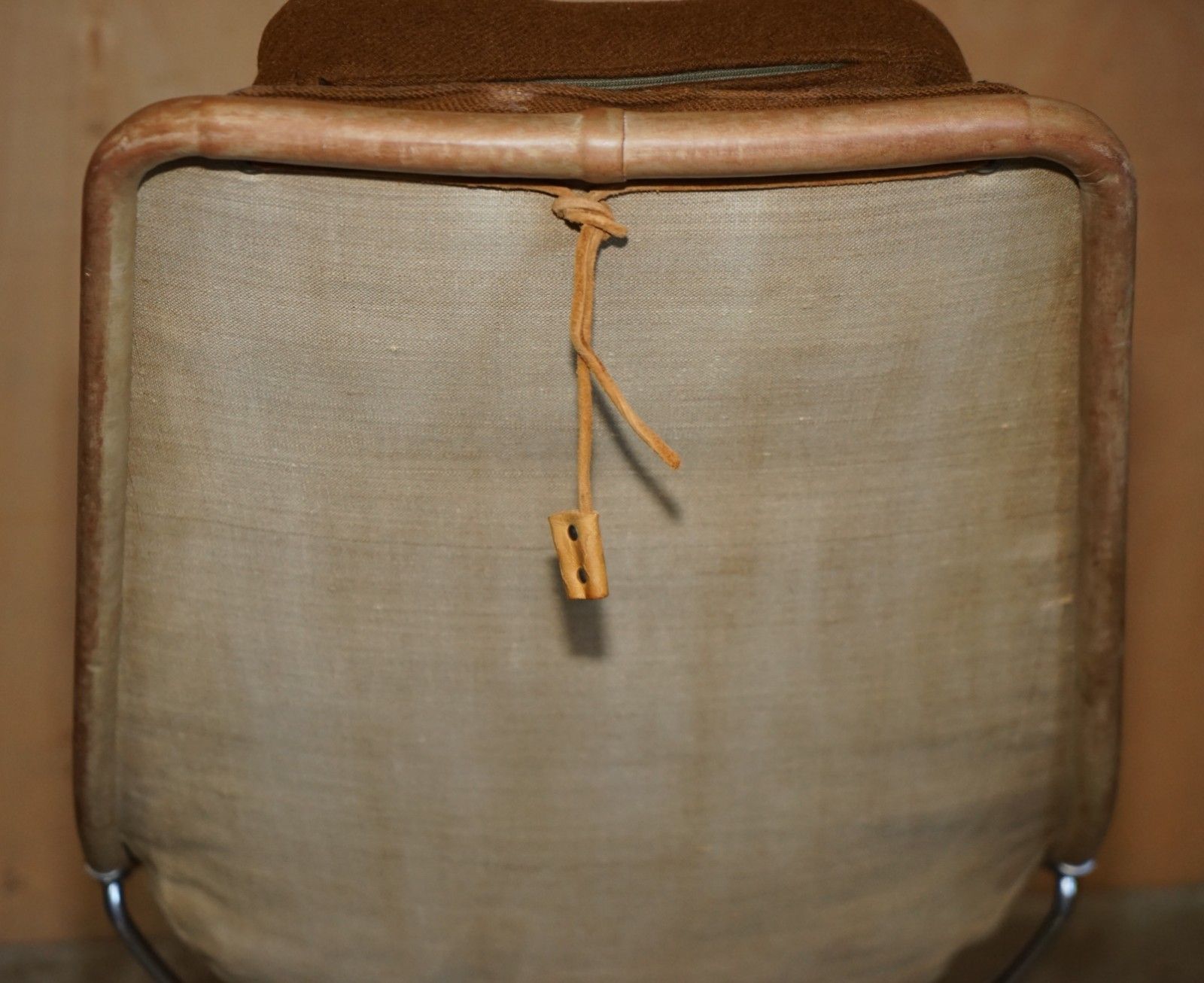photo vintage Bruno Mathsson Swedish Mid Century 1907 1988 Jetson Swivel Armchair For Dux