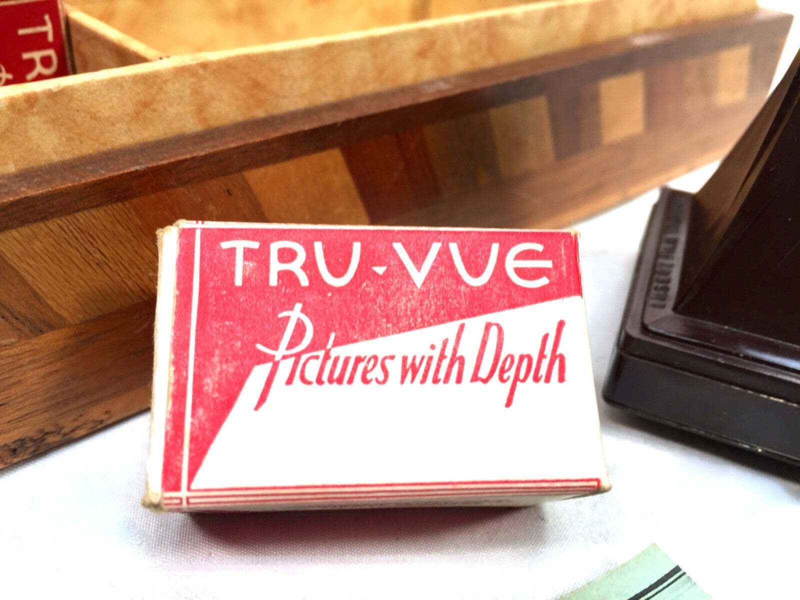 photo furniture Antique 1930s Brown Bakelite Boxed Truvue Stereoviewer / Stereoscope With Reels