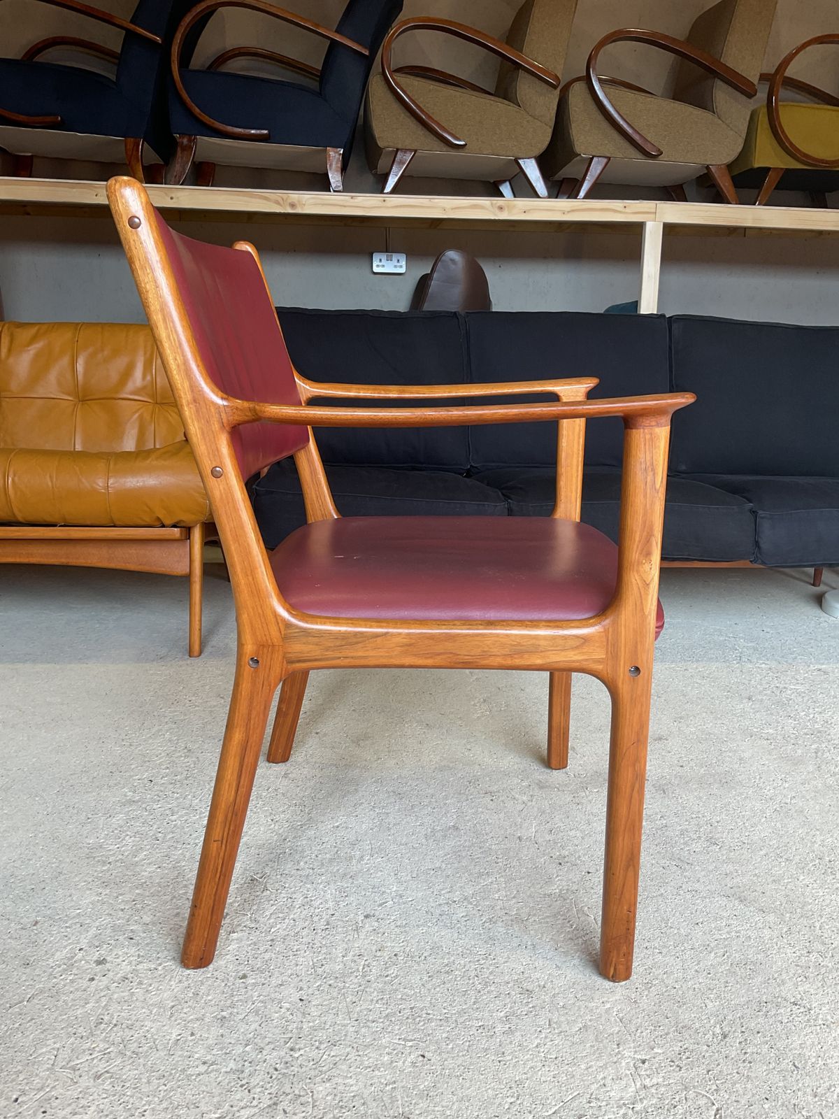 Set Of 6 Mid Century Dining By Ole Wanscher And P. Jeppesen Furniture 1960s photo vinterior
