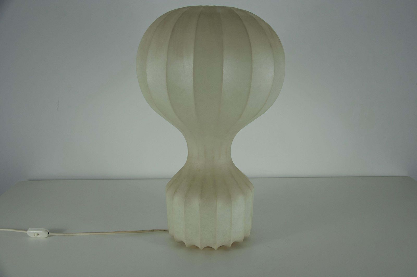 Large Gatto Cocoon Table Lamp By Achille & Pier Giacomo Castiglioni, 1960s photo for sale