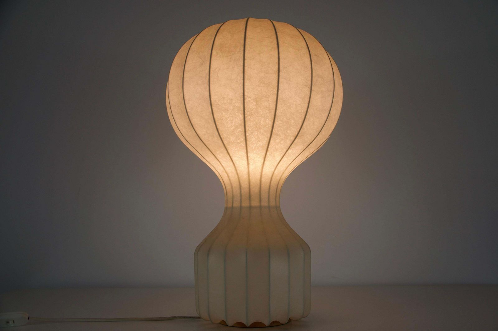 photo for sale Large Gatto Cocoon Table Lamp By Achille & Pier Giacomo Castiglioni, 1960s