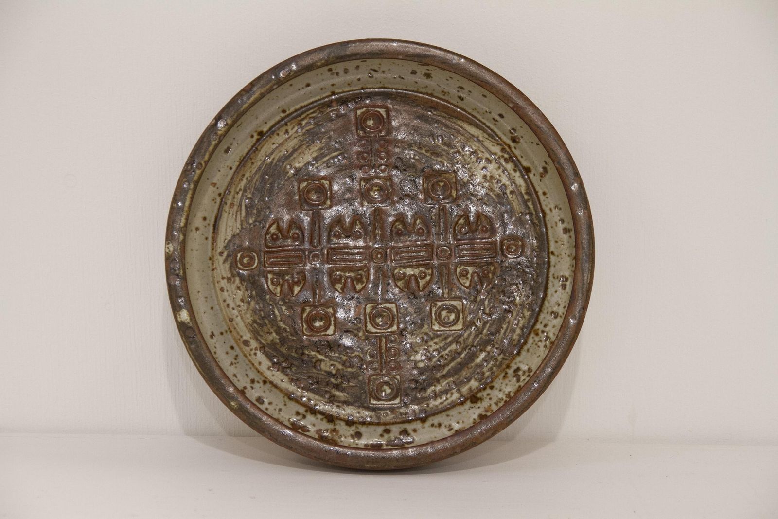 397.0 Large Mid Century Danish Stoneware Dish By Jørgen Mogensen, 1970s. photo
