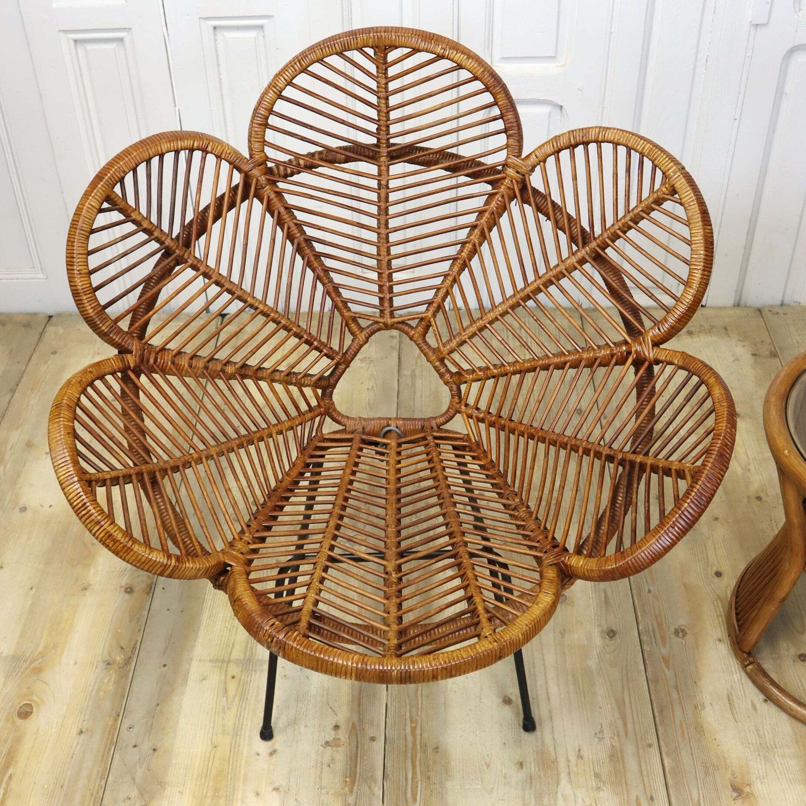 Rare Vintage French Rattan Flower Petal Chair photo 695.0