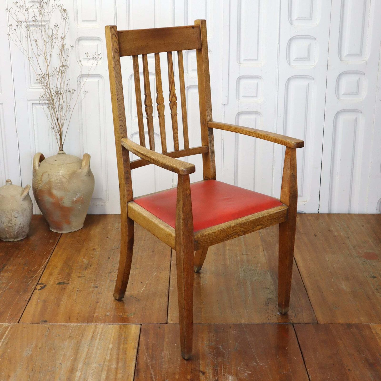 Vintage Oak Arts & Crafts Carver Chair
