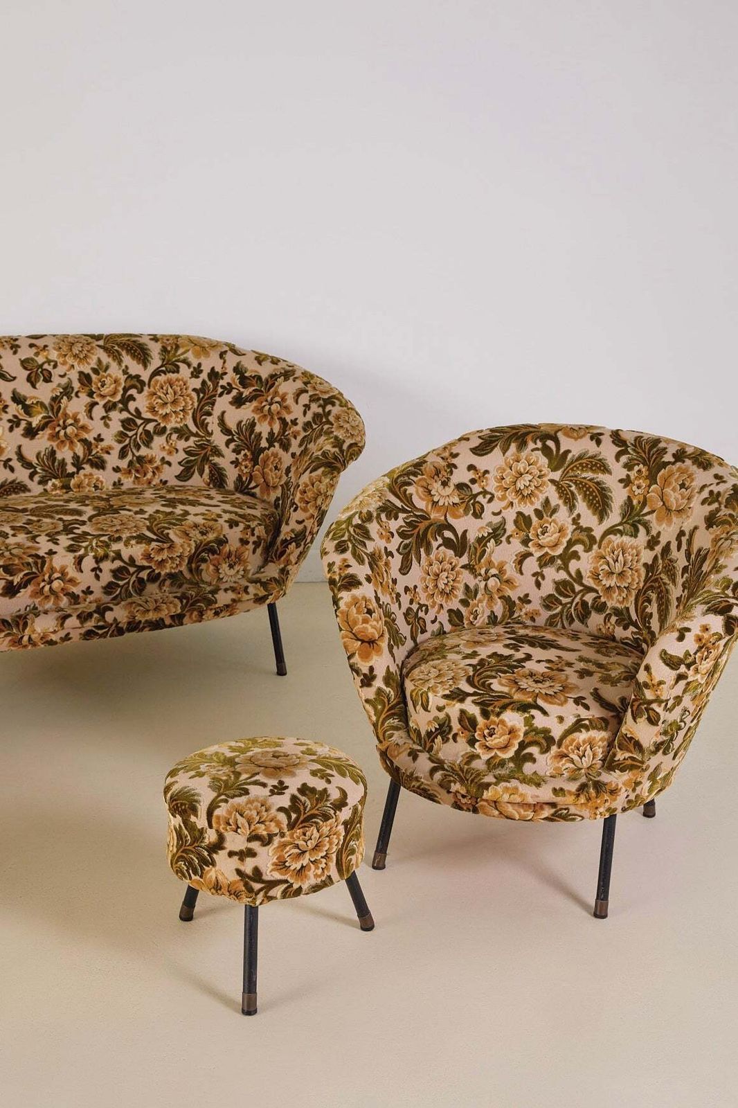 Italian Velvet Floral Sofa 1960s photo for sale