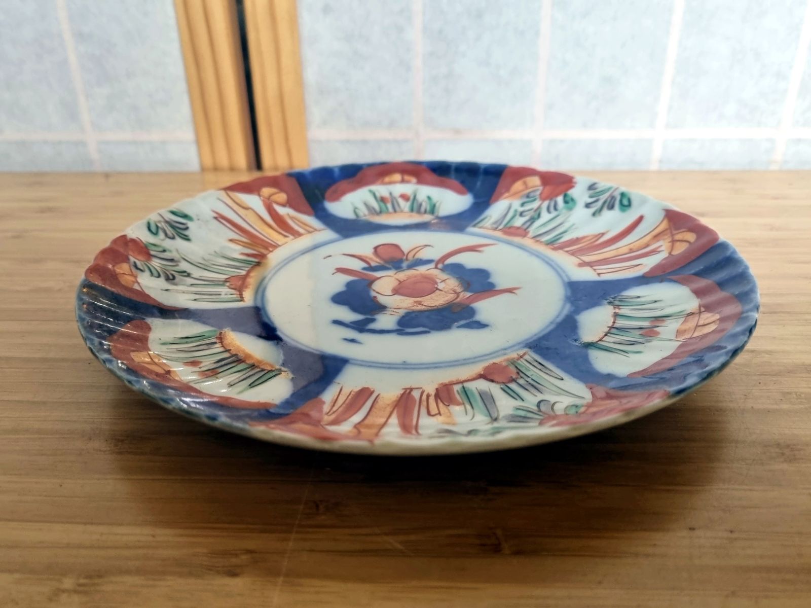 Antique Japanese Imari Plate, Hand Painted Arita Floral, Scalloped Rim, Late C. 1900 photo 175.0