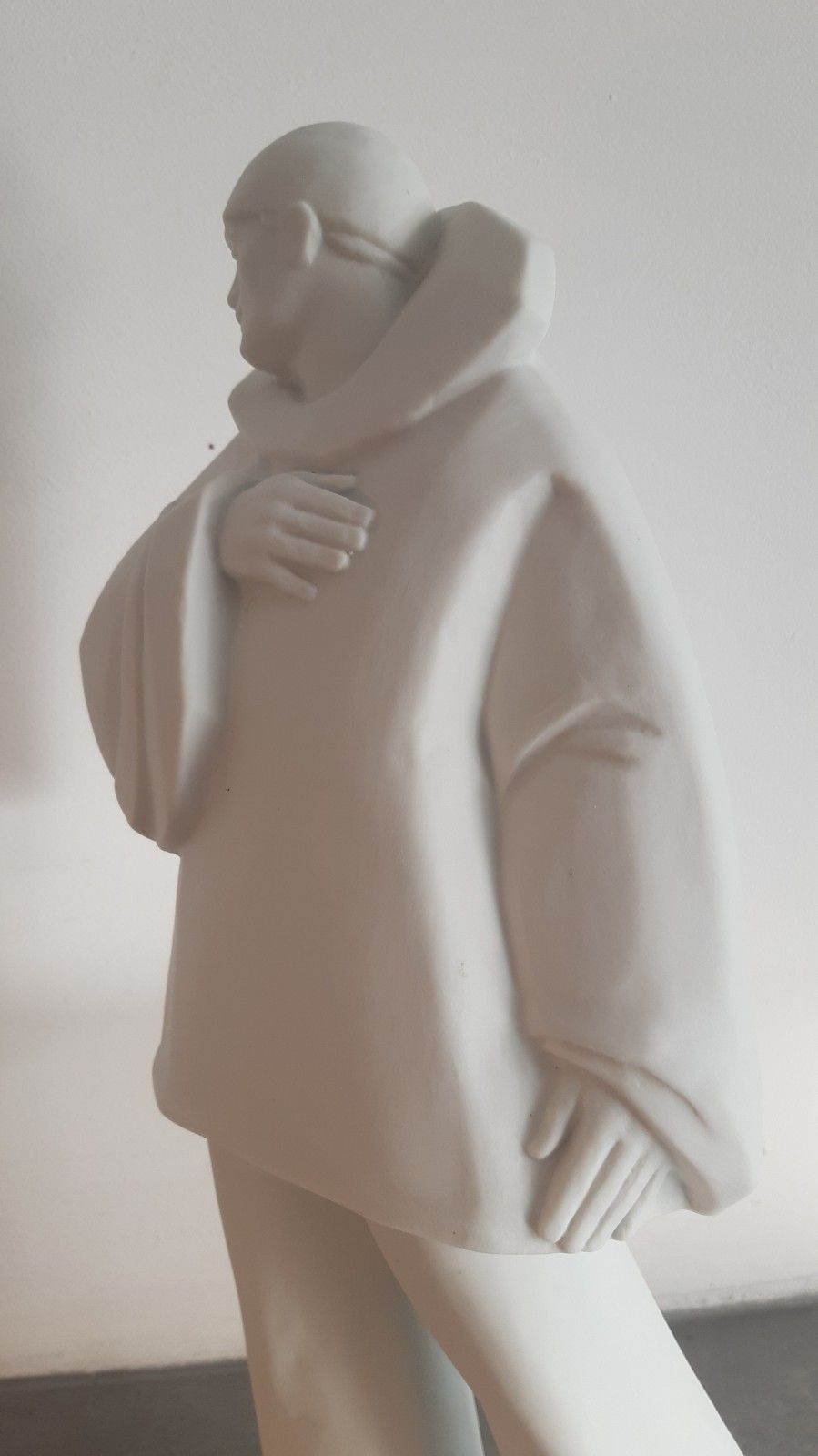 photo furniture Antique French Art Deco Bisque 1930's Figure Eugene Riboulet 'Paillasse' Clown