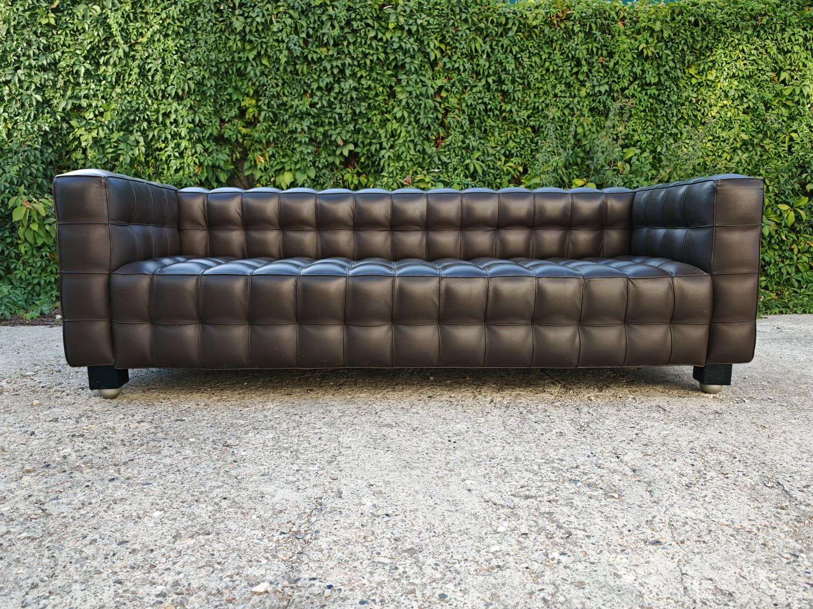Vienna Secession Sofa "Kubus" By Josef Hoffmann, Manufactured By Wittmann photo furniture