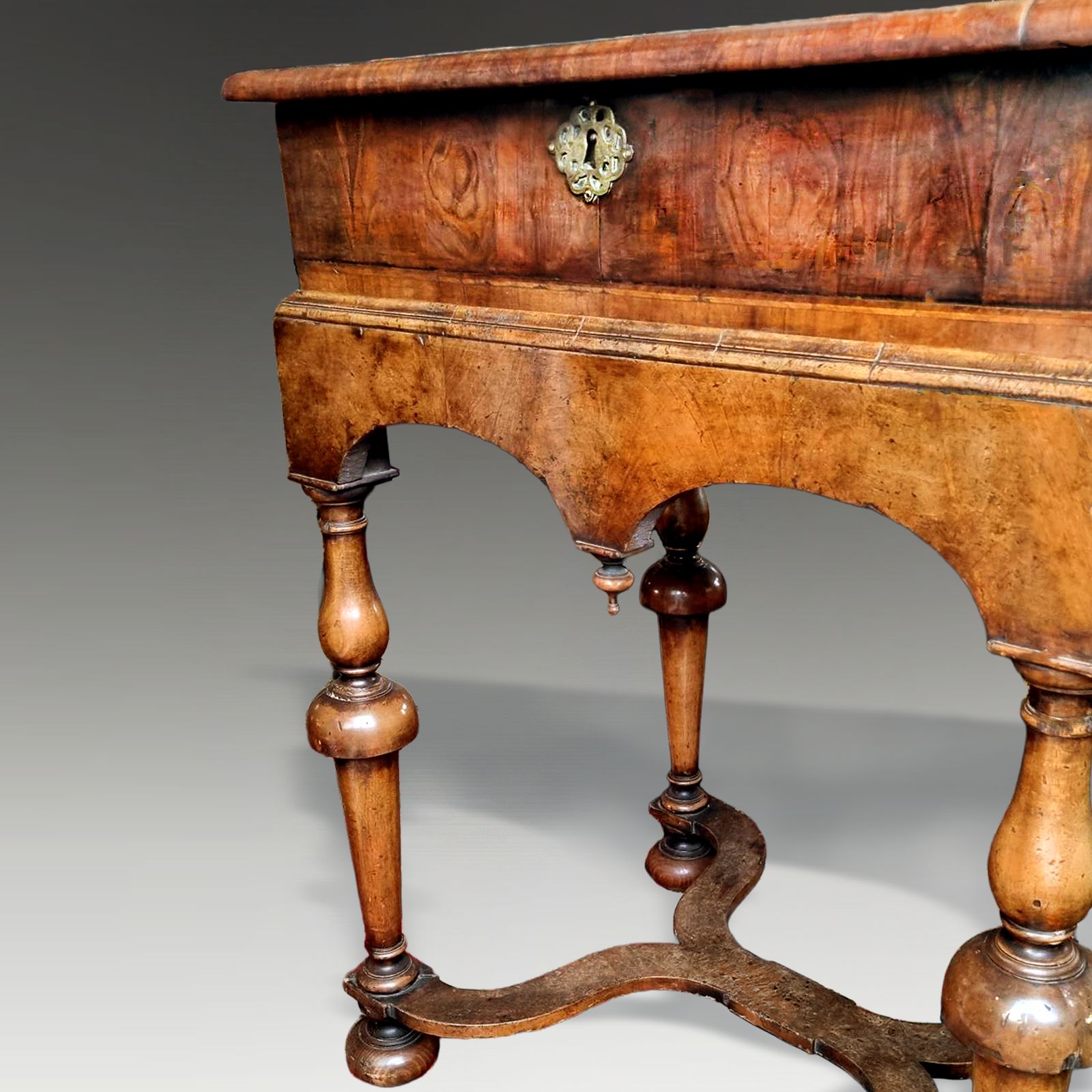 William And Mary Period   Walnut And Oyster Veneer Laburnum Large Box With Stand Circa 1690 photo buy