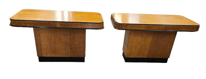 photo furniture A Pair Of Art Deco Golden Oak Console Tables