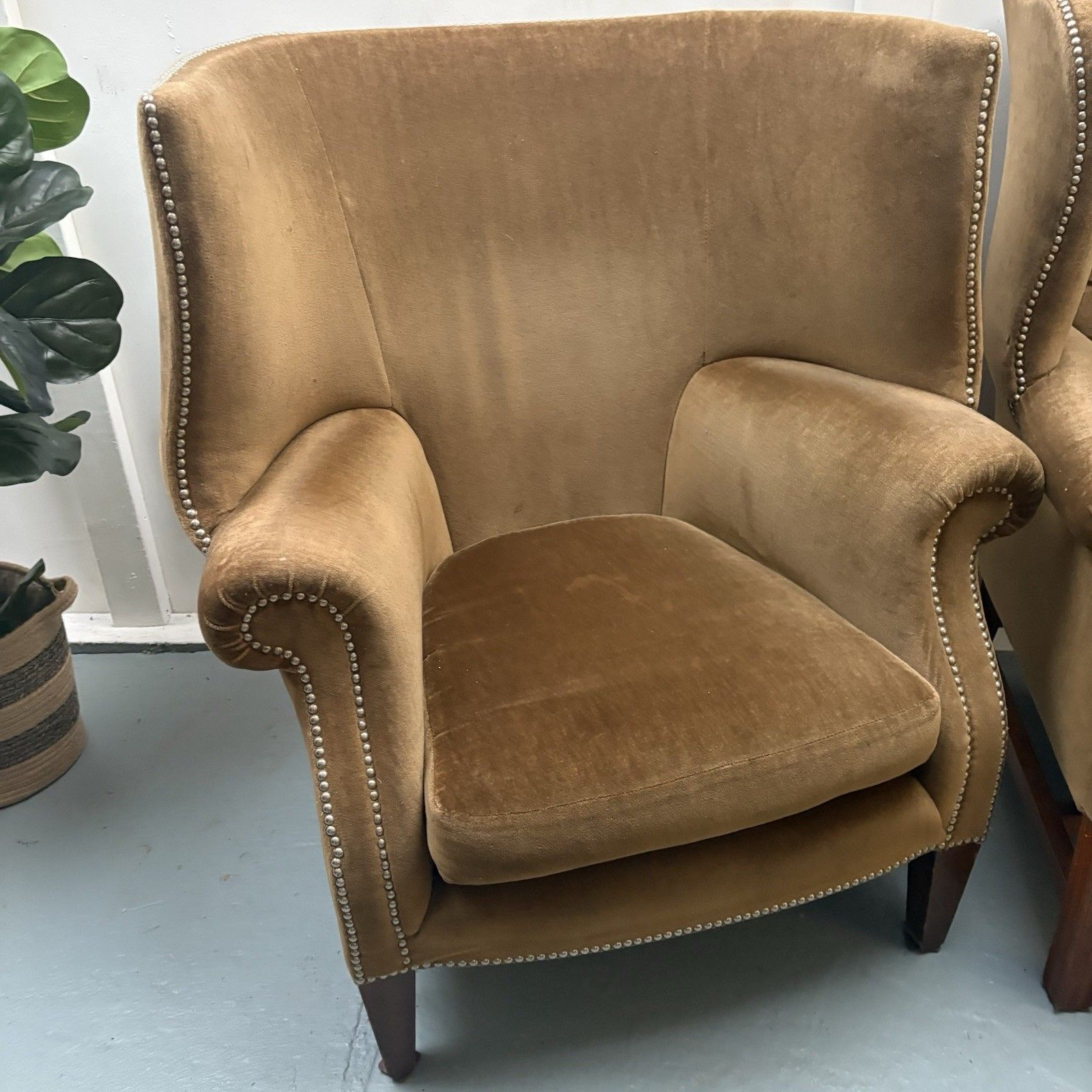 Fabulous Antique High Winged Barrel Backed Porters Style Aged Gold Arm Chair photo vinterior