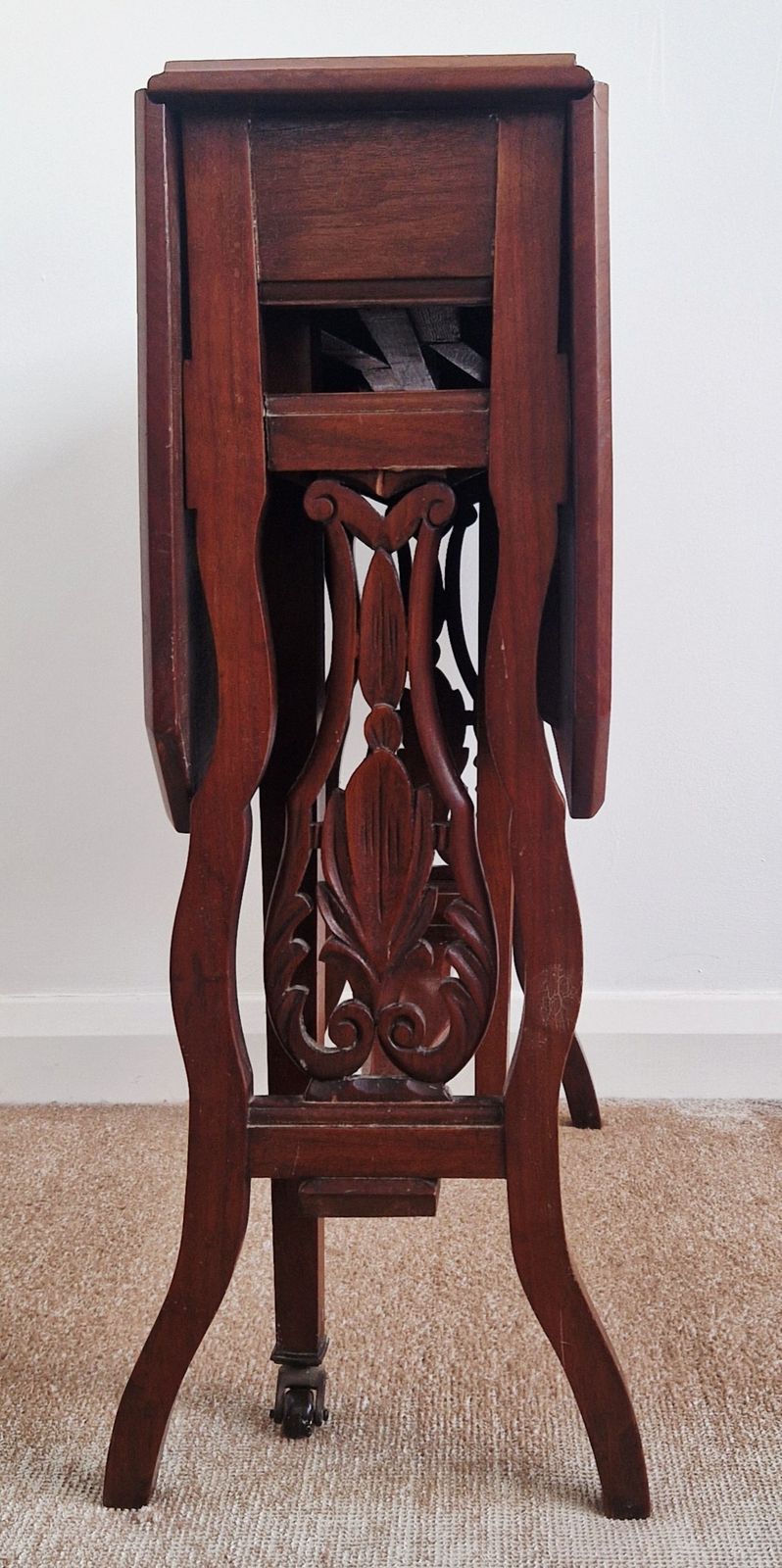 Edwardian Period Mahogany Dropleaf Coffee Table