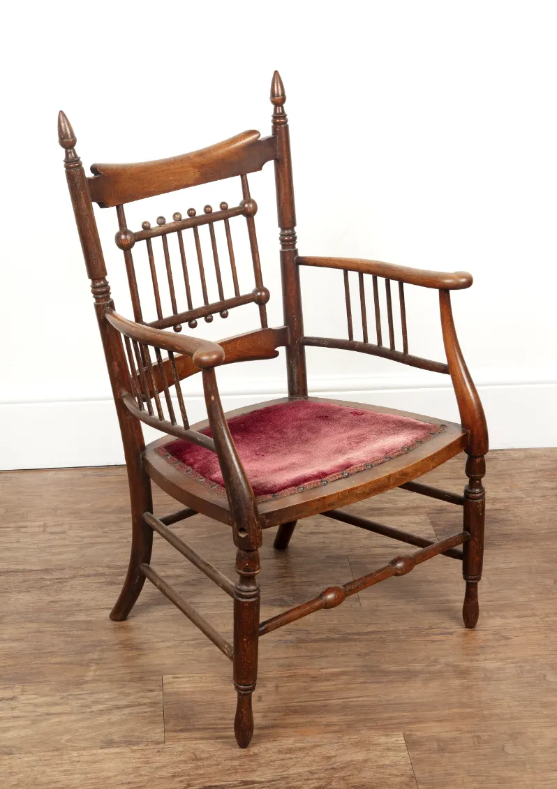 Secessionist Style Bentwood Chair W/ Turned Finials And Decorative Supports photo furniture