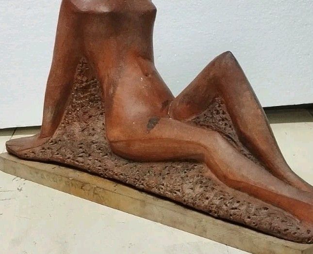 photo for sale Female Nude Sculpture "Alberto Sparapani" Terracotta Signed