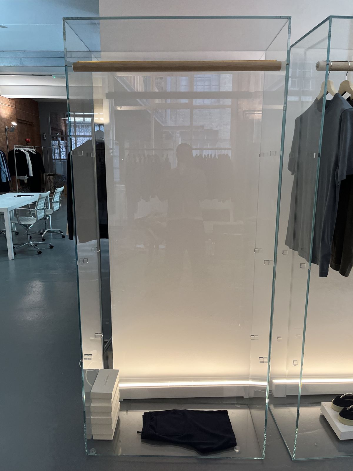 Glass Cabinet With Removable Hanging Rail 201 X 90 X 42.5 (13 Units Available)