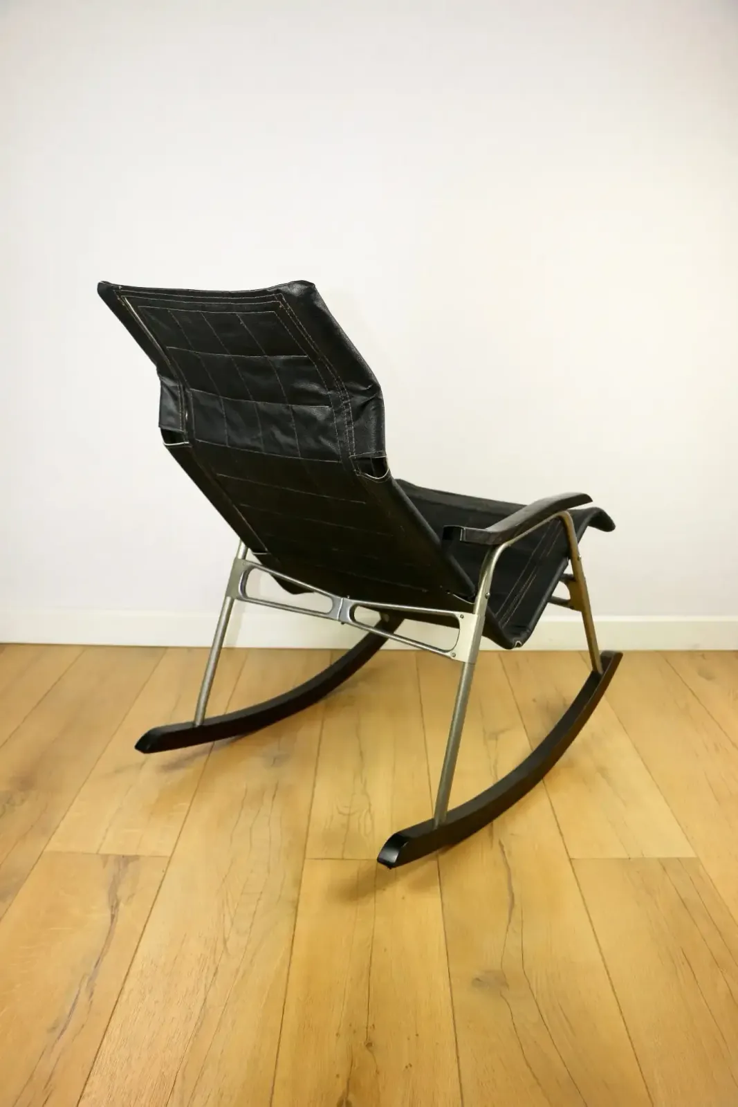 Takeshi Nii Folding Rocking Chair From The 1960s   Super Condition photo for sale