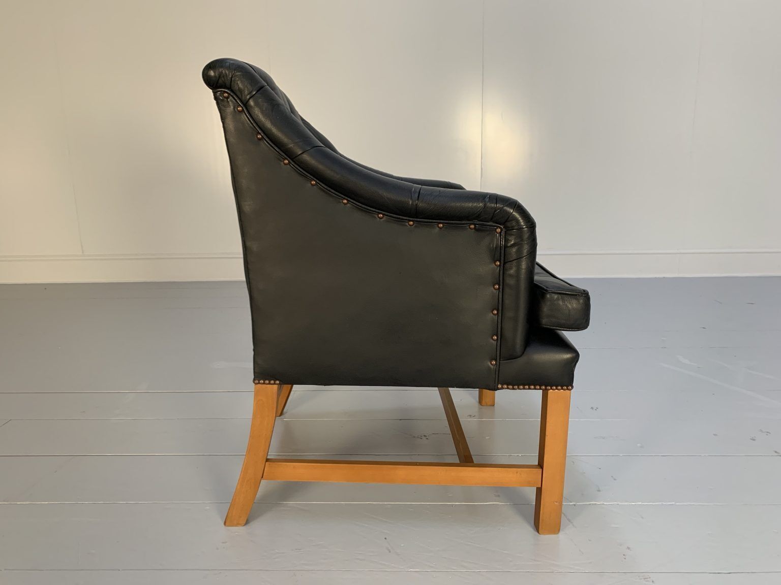 George Smith Georgian Armchair In Black Leather photo for sale