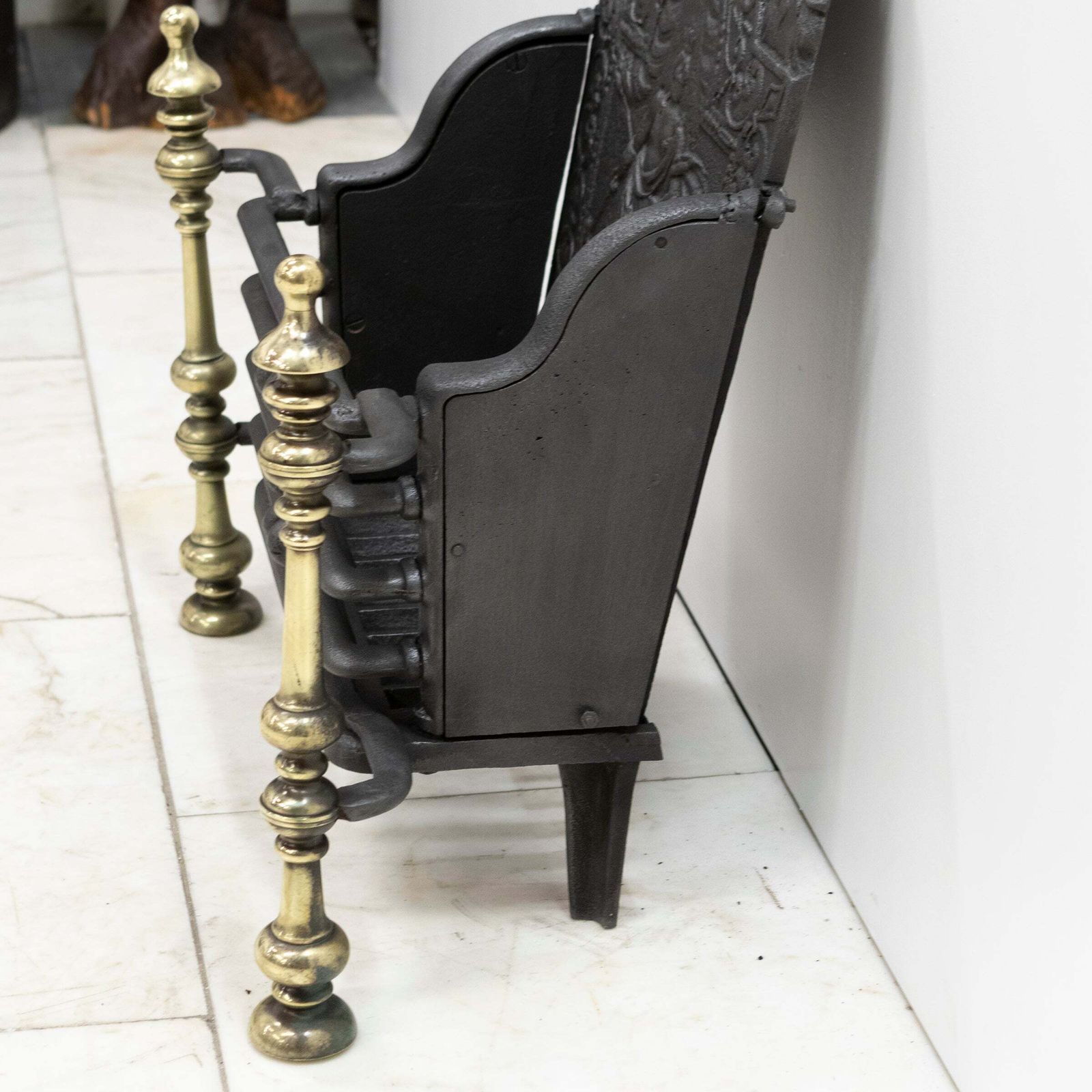 photo furniture Antique Georgian Fire Basket With Brass Finials