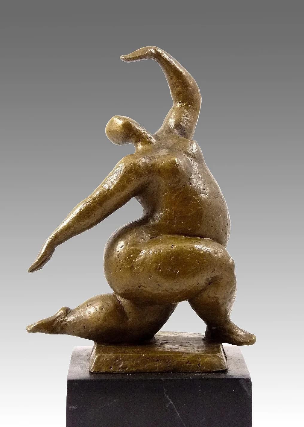 Squatting Nude Dancer – Contemporary Bronze Sculpture, Balance And Sensuality – photo furniture