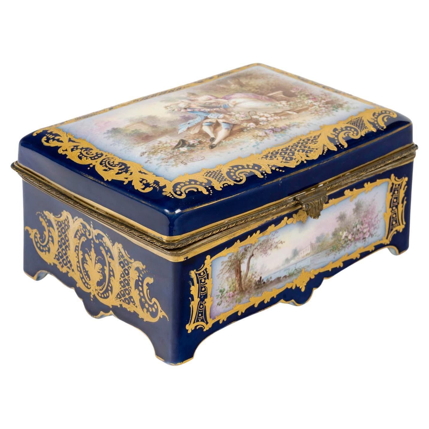 Sèvres Porcelain Box, 19th Century, Napoleon III Period.