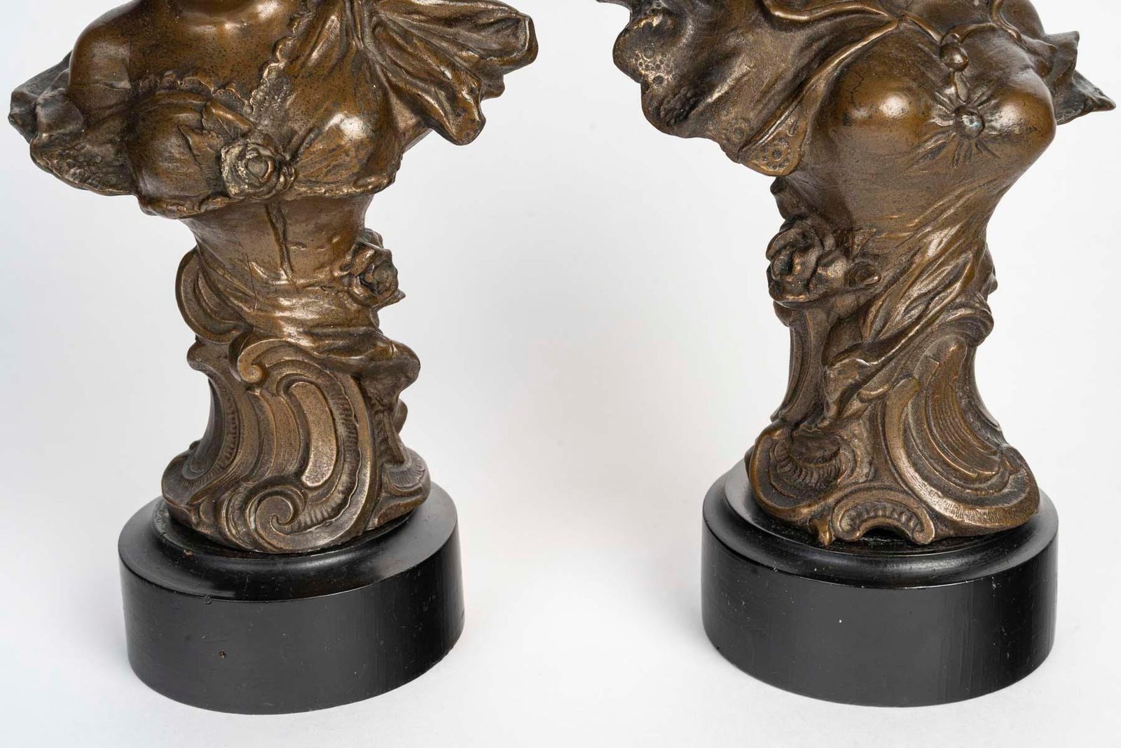 Pair Of Sculptures In Regule, Wooden Base, Art Nouveau, 1900. photo 1624.31