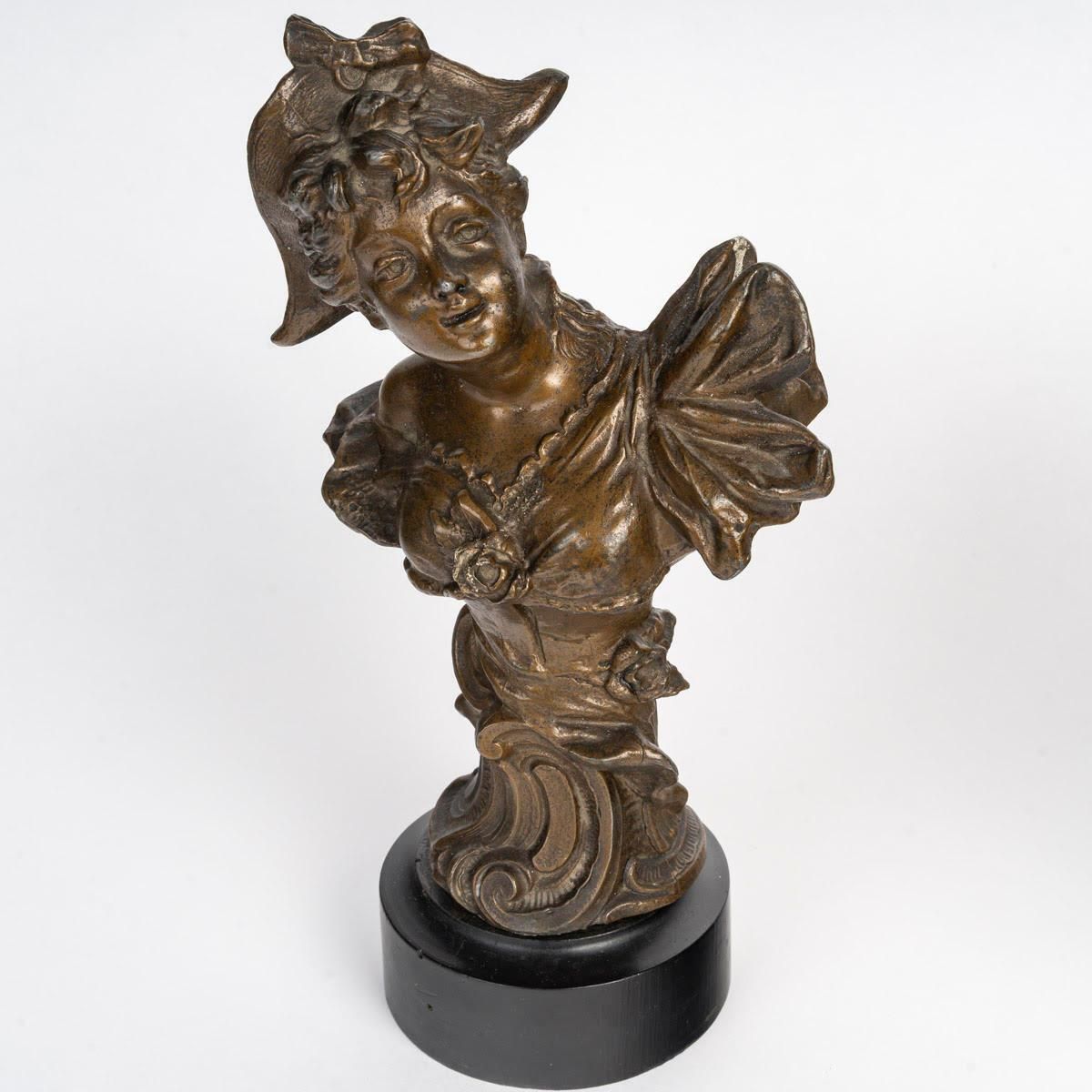 Pair Of Sculptures In Regule, Wooden Base, Art Nouveau, 1900. photo buy