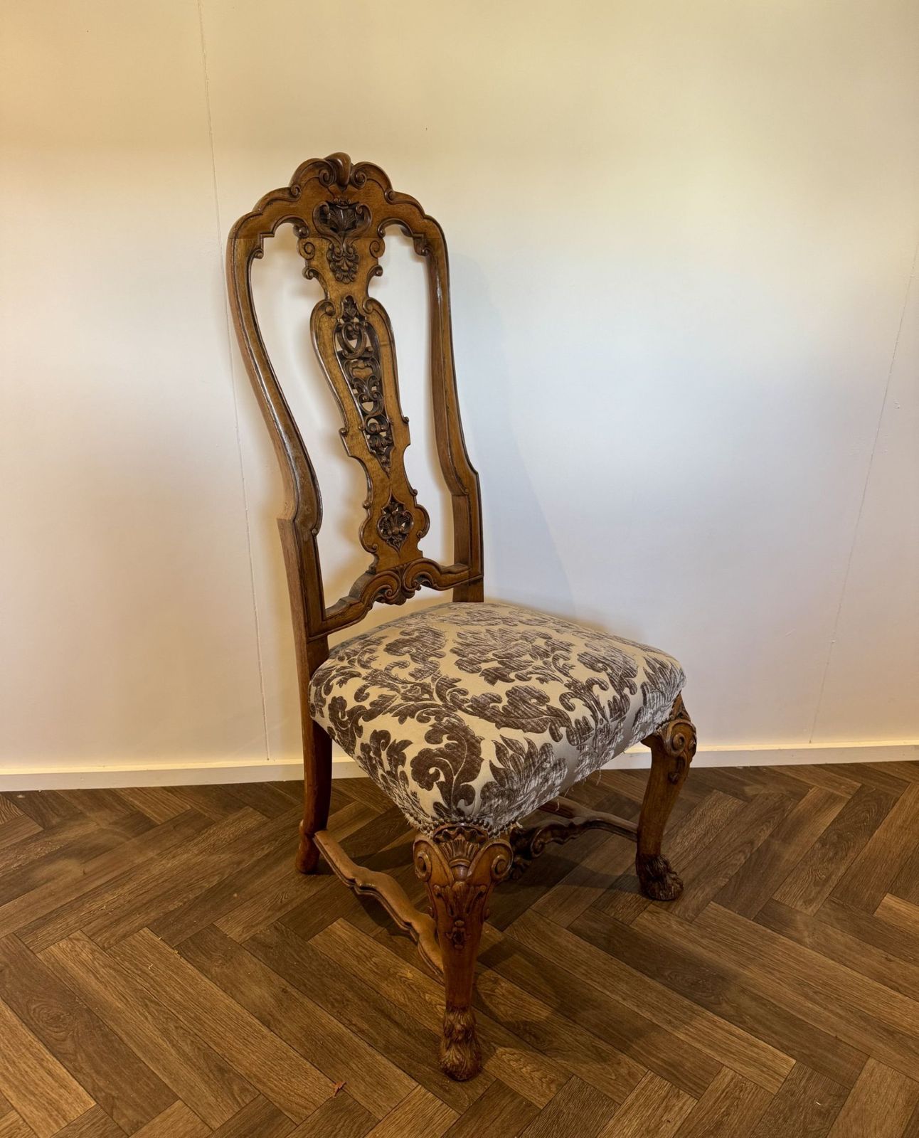 Fantastic Quality Set Of Ten Victorian Walnut Dining Chairs photo vintage