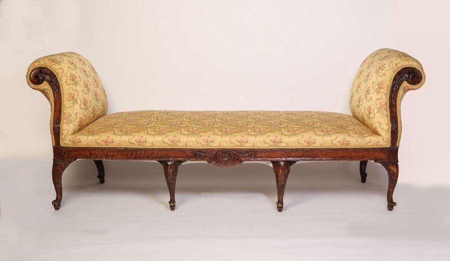 18th Century Italian Walnut Settee photo furniture