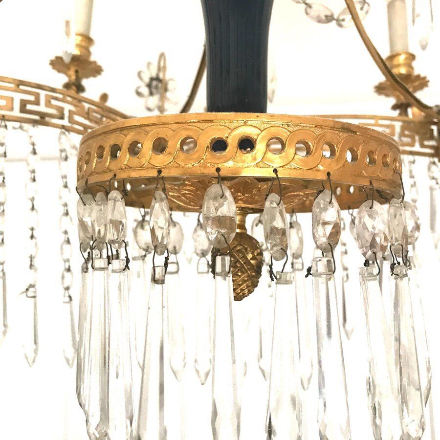photo vinterior 19th Century Neoclassical Baltic Crystal And Gilt Bronze Chandelier
