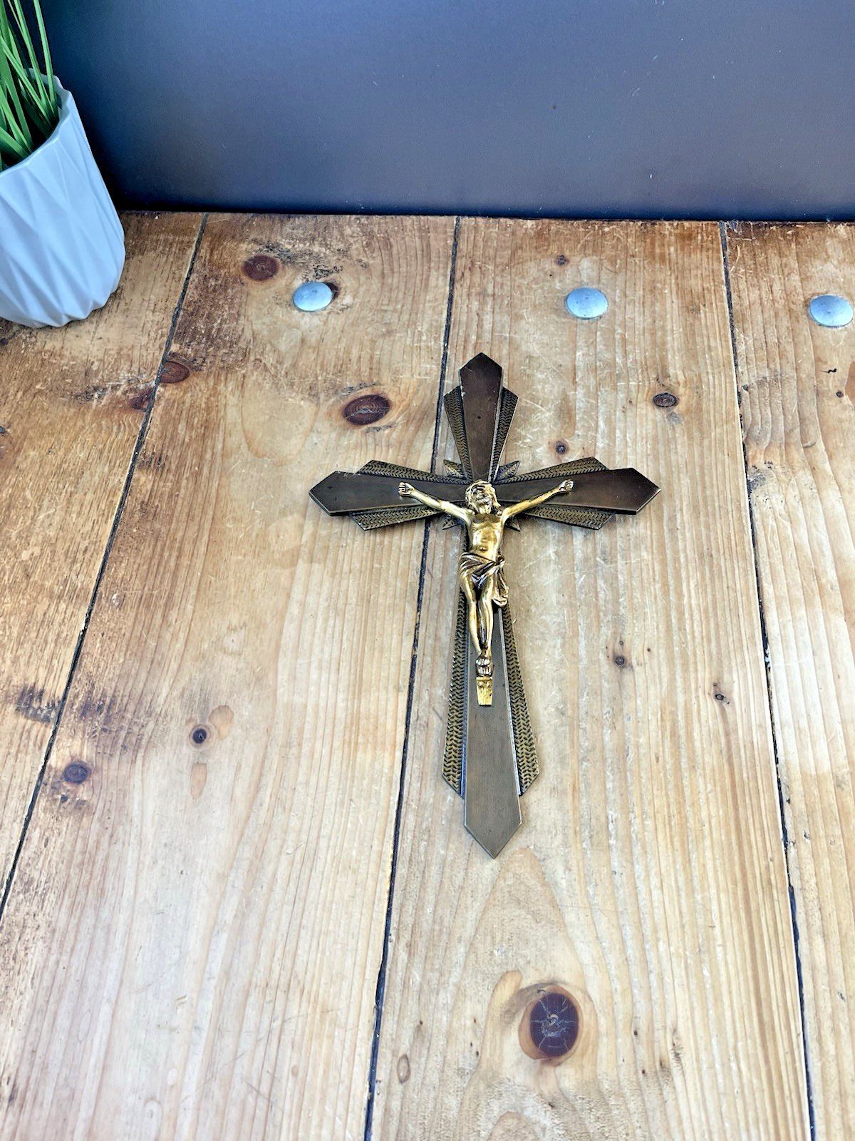 Antique Art Deco French Brass Bronzed Wall Hanging Crucifix Church Cross Jesus photo vinterior