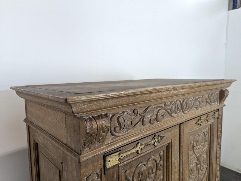 Spanish Renaissance Style Cabinet In Limed Oak photo vinterior