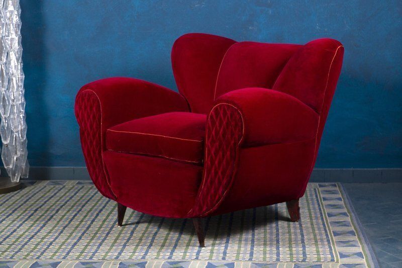 Set Of Mid Century Red Velvet Lounge Chairs, 1940s photo vintage